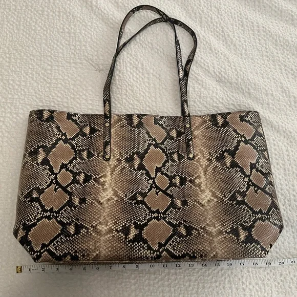 NWOT Snakeskin Large Tote Bag - Picture 5 of 5